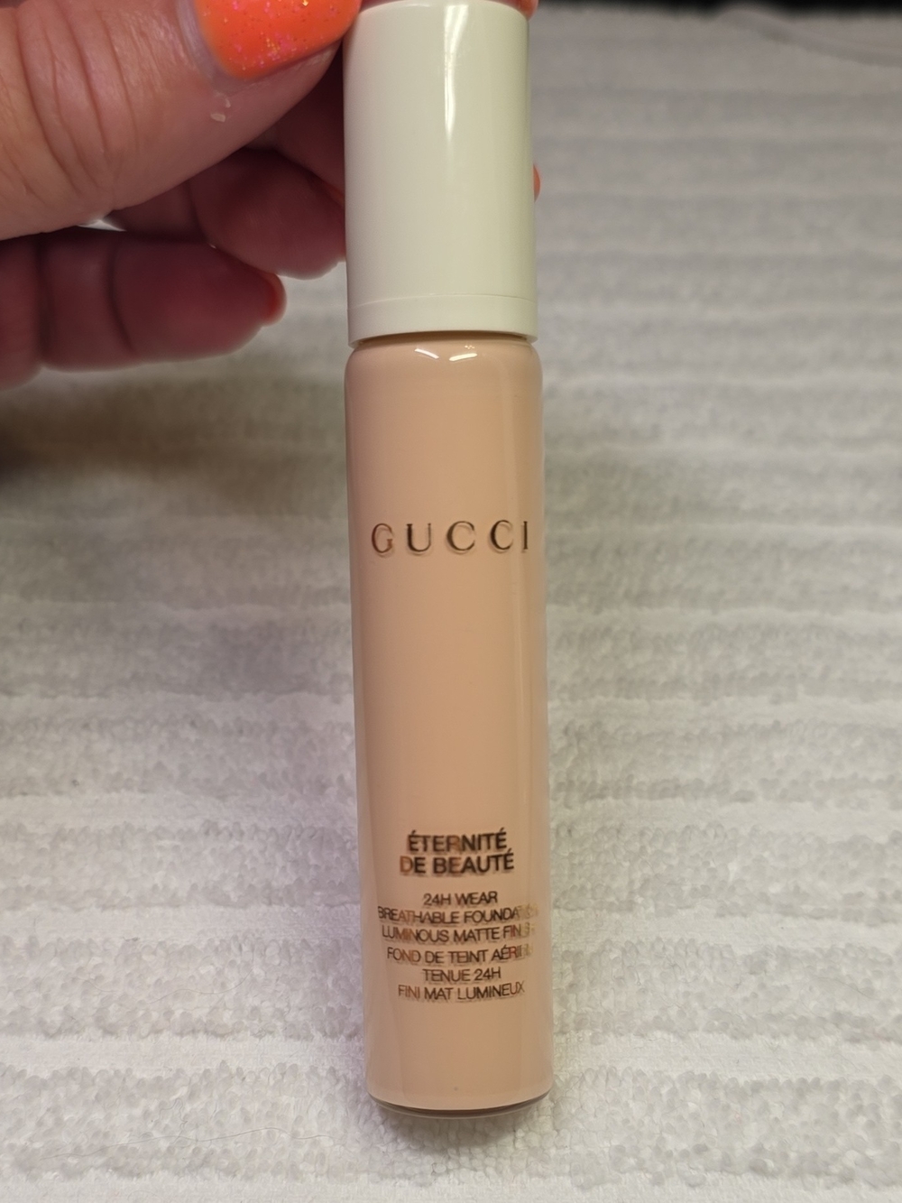 Gucci Éternité De Beauté Liquid Foundation – Soft Beige